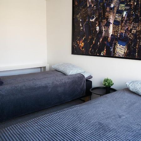 Oulu City Center 4-Room Apartment Parking エクステリア 写真