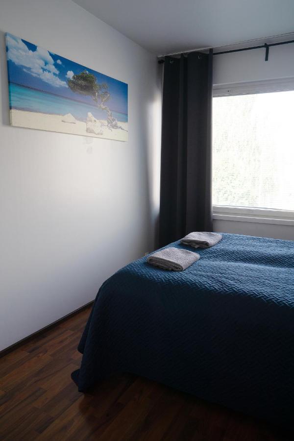 Oulu City Center 4-Room Apartment Parking エクステリア 写真