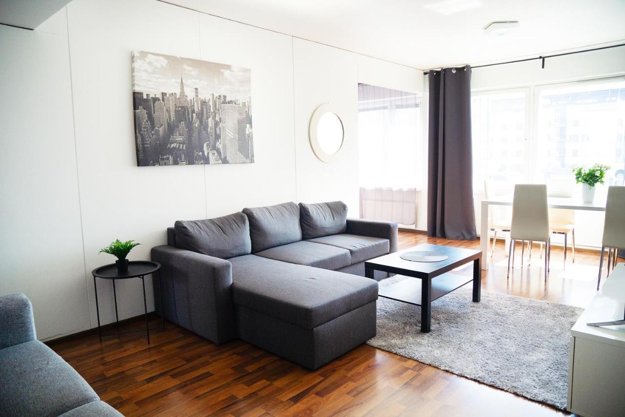 Oulu City Center 4-Room Apartment Parking エクステリア 写真